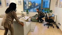 ¿Adiós al sillón de 3 cuerpos? El living flexible que se está tomando el 2026